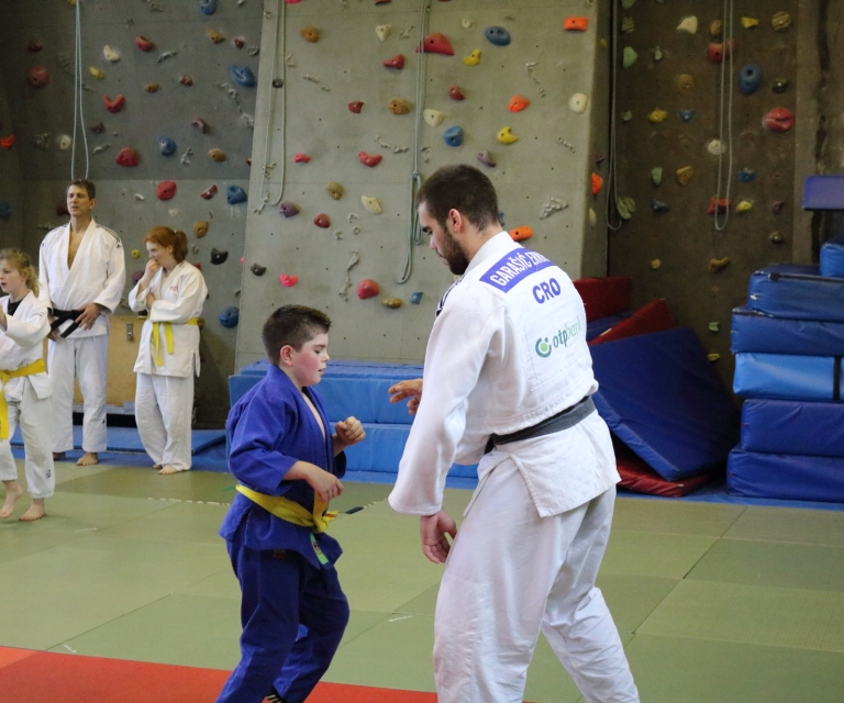 Ashley McKenzie Training Session 2019